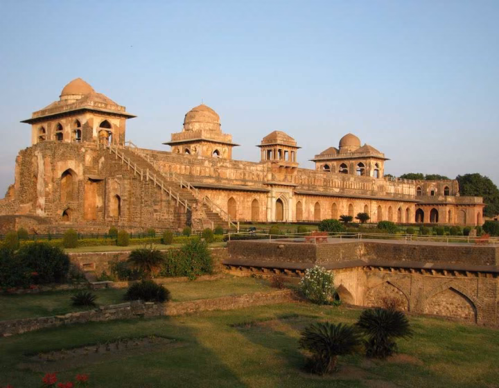 5 Days Magical Mandu Tour