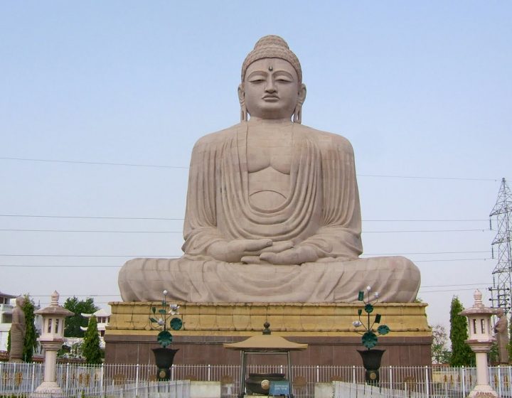 Buddha-Statue-Mahabodhi-Bodhgaya