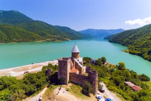 ananuri-fortress lakeside-georgia